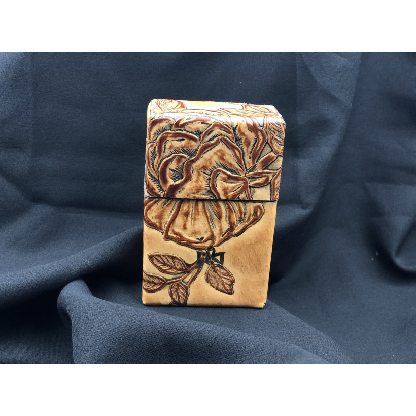 ΘΗΚΗ ΤΣΙΓΑΡΩΝ